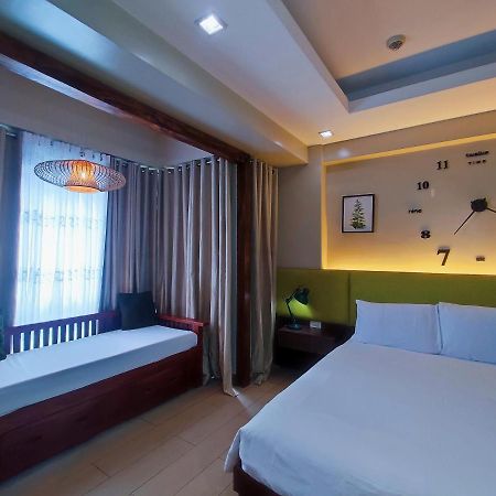 Two Palmtree Villas Newport Boulevard Near Naia 3 Pasay City Manila Exterior photo